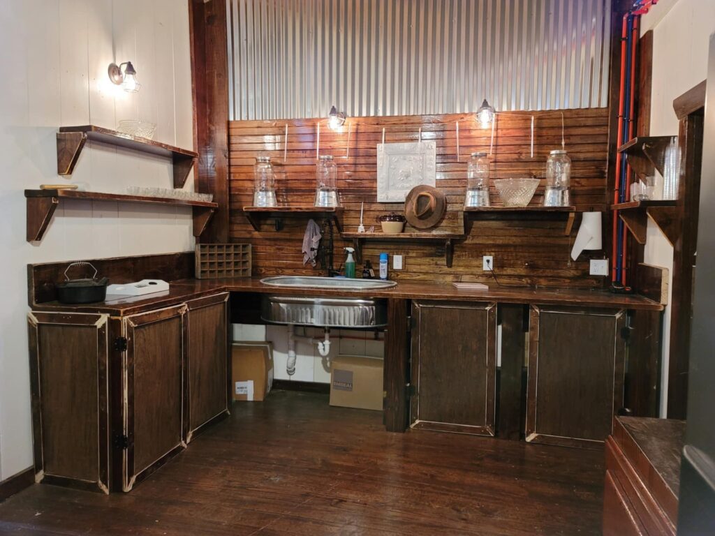 Venue Enchanted Valley Farm in Siloam Springs, AR