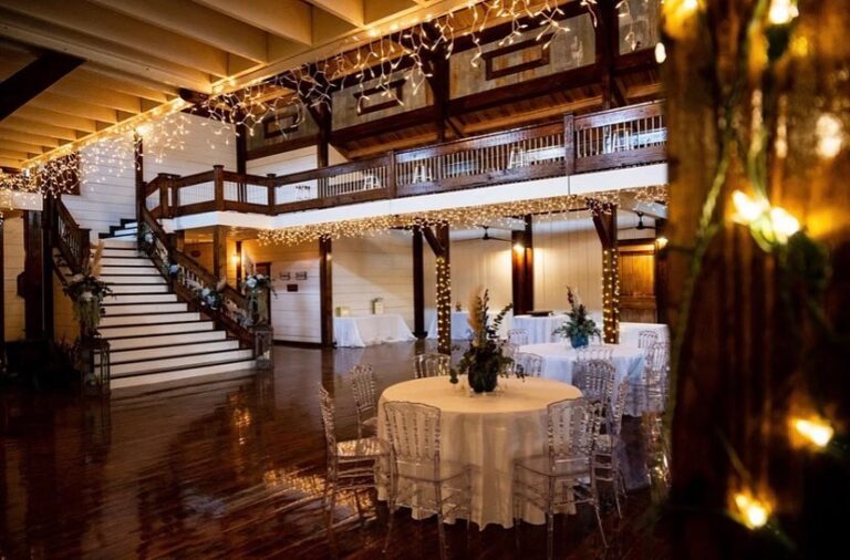 Venue Enchanted Valley Farm in Siloam Springs, AR