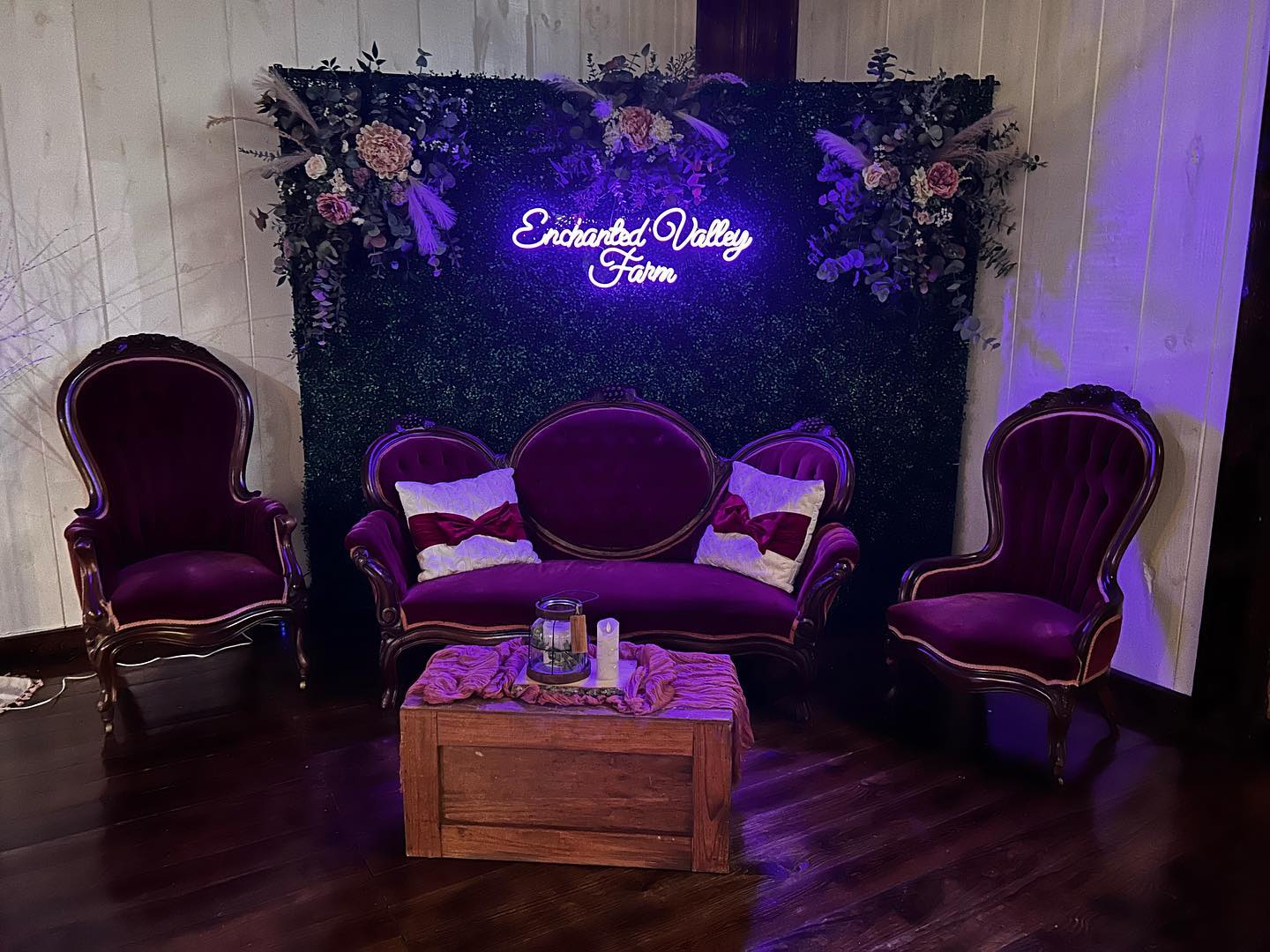 Venue Enchanted Valley Farm in Siloam Springs, AR