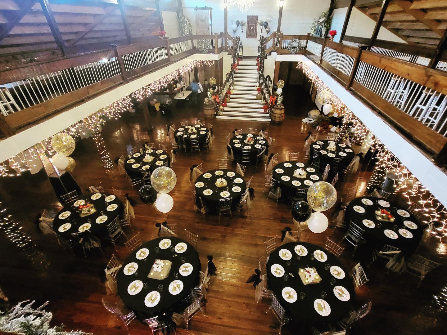 Venue Enchanted Valley Farm in Siloam Springs, AR